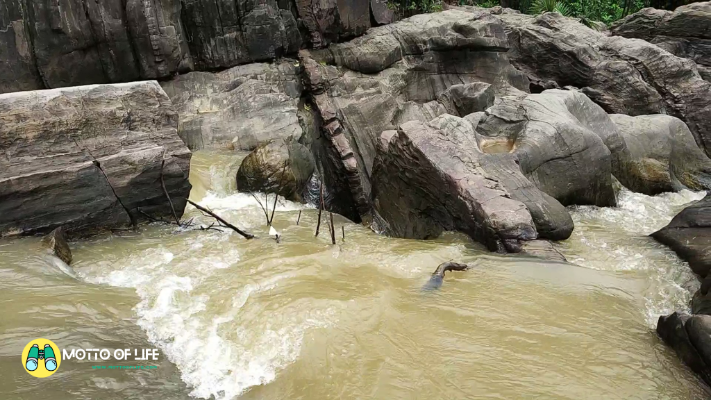 ghagra waterfalls belpahari jhargram